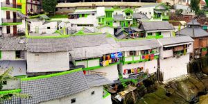 Penampakan Kampung Putih di Malang (C) HARIESDESIGN