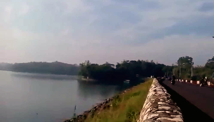 Bendungan Lahor Karangkates di kala mendung (C) YOUTUBE