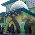 Panampakan luar Masjid Agung An Nur di seberang Alun-alun Kota Batu (C) MALANGVOICE