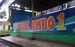 Warung Tegal Ombo di Desa Bakalan, Kecamatan Bululawang (C) AKAIBARA