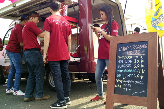 Food Truck Atria menyediakan makanan dengan konsep unik (C) MERDEKA.COM