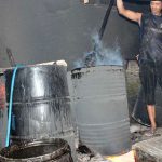 Proses pembuatan cincau di Mak Cao (C) MERDEKA/DAR