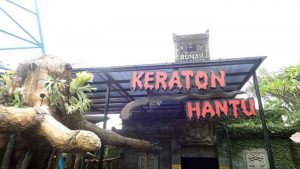 Jatim Park 1 punya wahana yang punya sensasi bernama Keraton Hantu (C) THEME PARK REVIEW