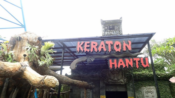 Jatim Park 1 punya wahana yang punya sensasi bernama Keraton Hantu (C) THEME PARK REVIEW