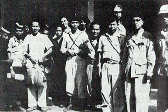 Wingate Action Batalyon Abdul Manan mendapatkan bantuan dari Lettu Suyono (C) NGALAM.ID