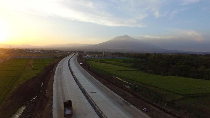 Jalan Tol Pandaan-Malang (C) PT PP