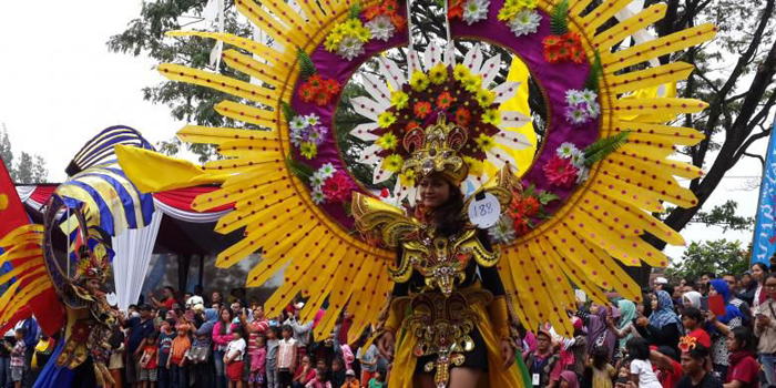 Malang Flower Carnival 2018 di Jalan Ijen (C) KOMPAS/ANDI HARTIK