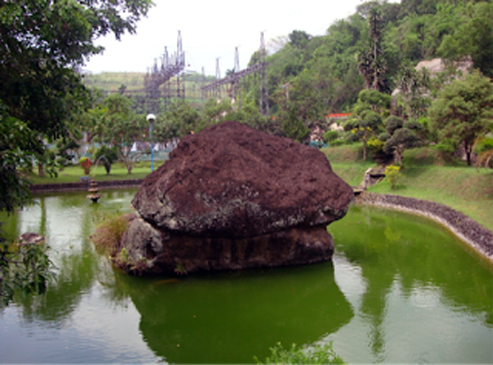 Situs Watu Tumpuk di Bendungan Sutami Karangkates (C) SUMBERPUCUNG17