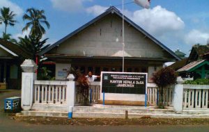 Balai Desa Jambuwer lawas sebelum dipugar (C) BLOG DESA JAMBUWER