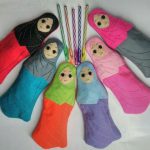 Nisafla memproduksi tempat alat tulis dari kain flanel (C) NISAFLA