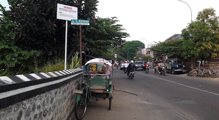 Ujung utara Jalan S Supriadi (C) JALANJALANDIKOTAMALANG