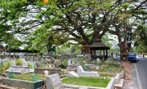 Kompleks pemakaman di TPU Samaan (C) MALANG POST