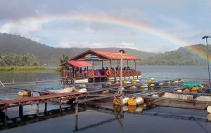 Cafe Apung Rowo Klampok (C) dakatour.com