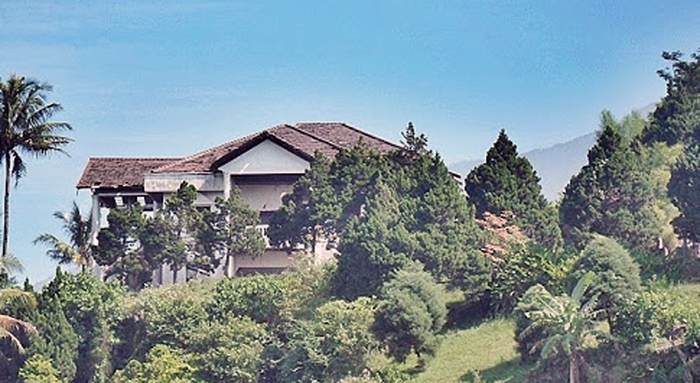 Ilustrasi teror penghuni vila di Kota Batu (C) GOGEL BERITA