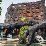 Penampakan depan Pohon Inn Hotel (C) POHONINN.ID