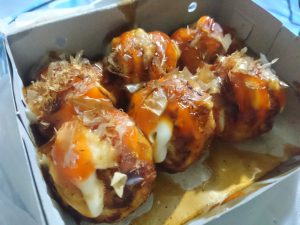 Takoyaki isi gurita, salah satu menu di Kedai Croys. (Foto: Riska Suci Rahmawati)
