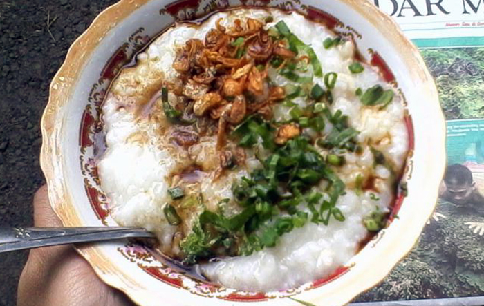 Bubur Pak Sobari yang melegenda (C) IMROATUL