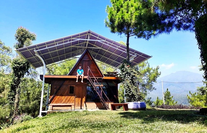 Pondok kayu di Romantic Camp Ground (C) IDNTIMES