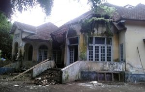 Bella Vista, Bangunan Tua di Belakang Gedung DPRD Kota Malang (C) AKAIBARA