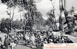 Pasar Penarukan Kepanjen, dari Pasar Utama Jadi Pasar Krempyeng (C) Boekhandel Visser & Co, Weltevreden