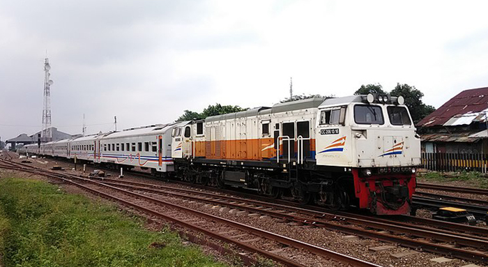 Kereta Api Jayabaya, dari Jakarta ke Malang Lewat Surabaya (C) WIKIPEDIA