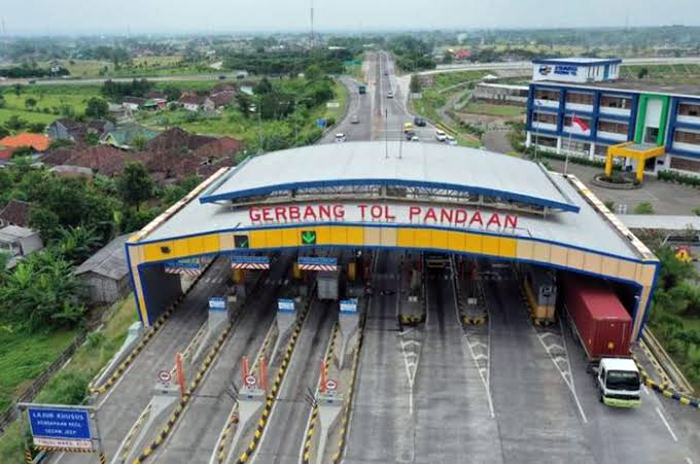 Tol Singosari-Pakis Mudahkan Pengunjung Pantai Malang Selatan (C) GRIDOTO