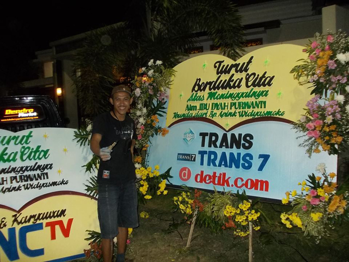 Pesan Karangan Bunga Online di Karangan Bunga Malang