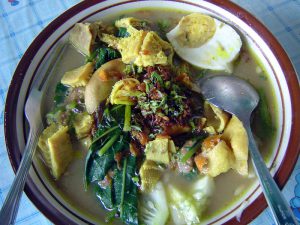 Warung Rujak Soto Khas Banyuwangi di Malang - WIKIPEDIA