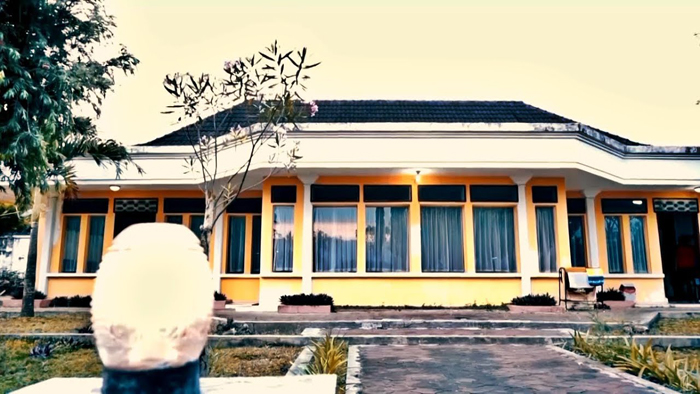 Hotel Putri Bulan (C) YOUTUBE