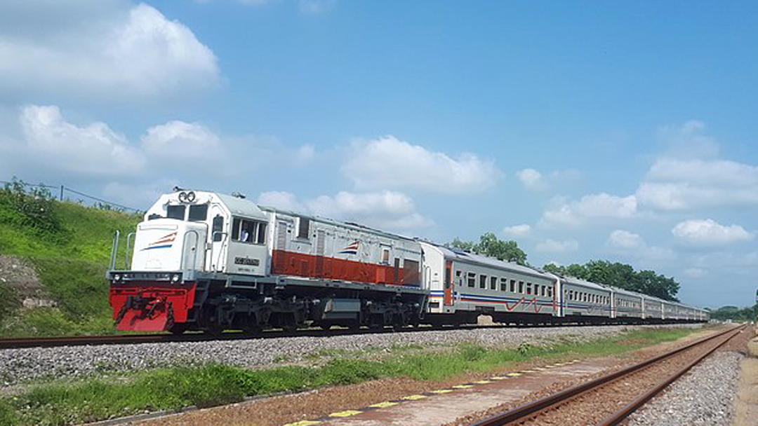 Kereta Api Majapahit - WIKIPEDIA