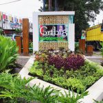 Taman Gribig, Keindahan di Tengah Jalan Kembar