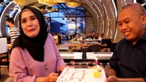 Nongkrong di Skydome Lounge & Bar Golden Tulip Holland Resort