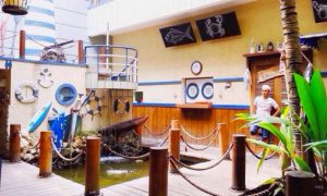 Restoran Festival Dermaga Kuliner, Nikmati Santap Makan Bak di Atas Dermaga