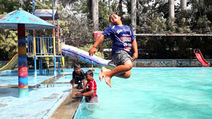 Taman Keceh, Tempat Bermain Air Murah Meriah di Wajak